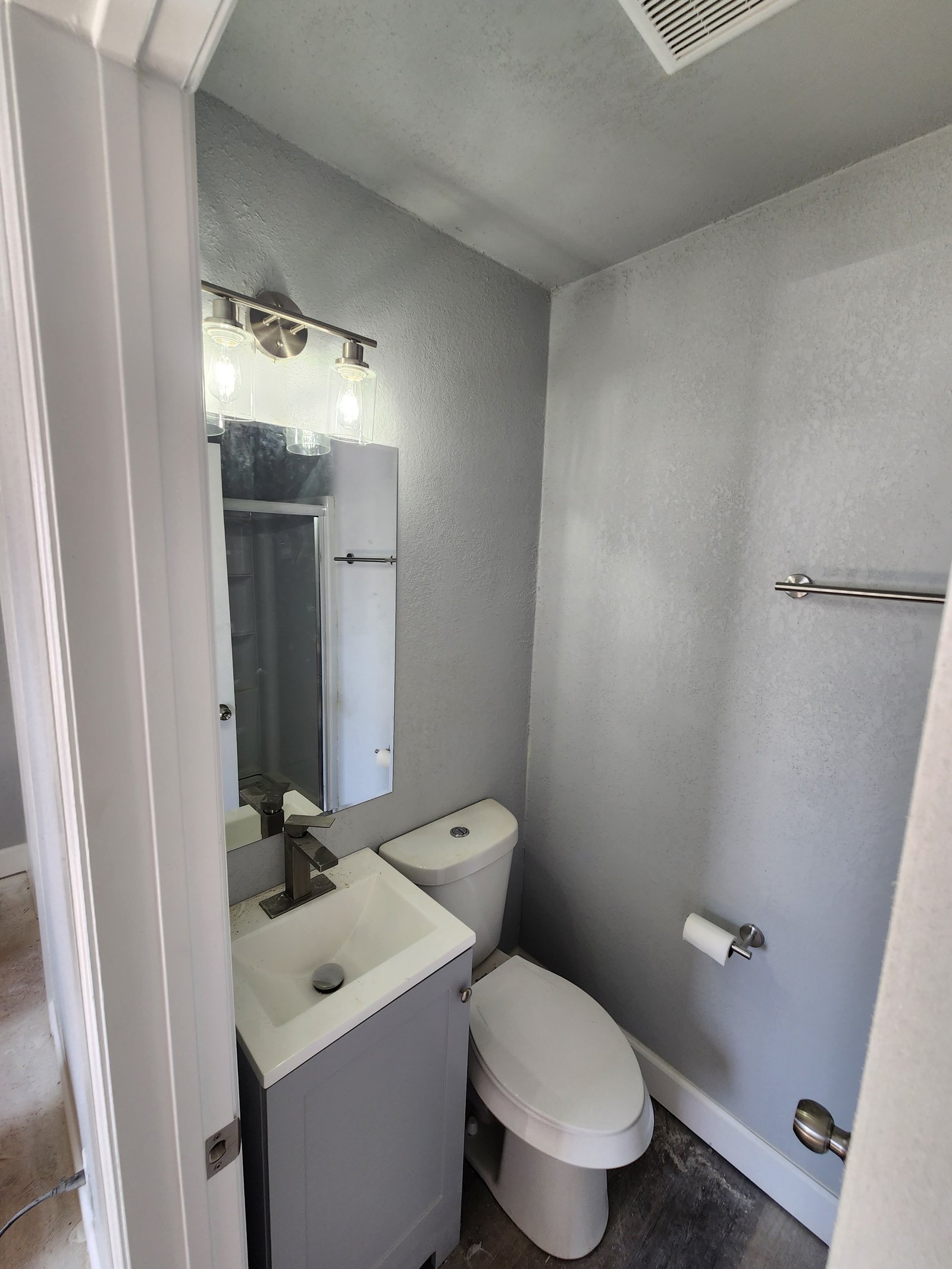 Bathroom remodel project gallery - Project 101 - Image 6