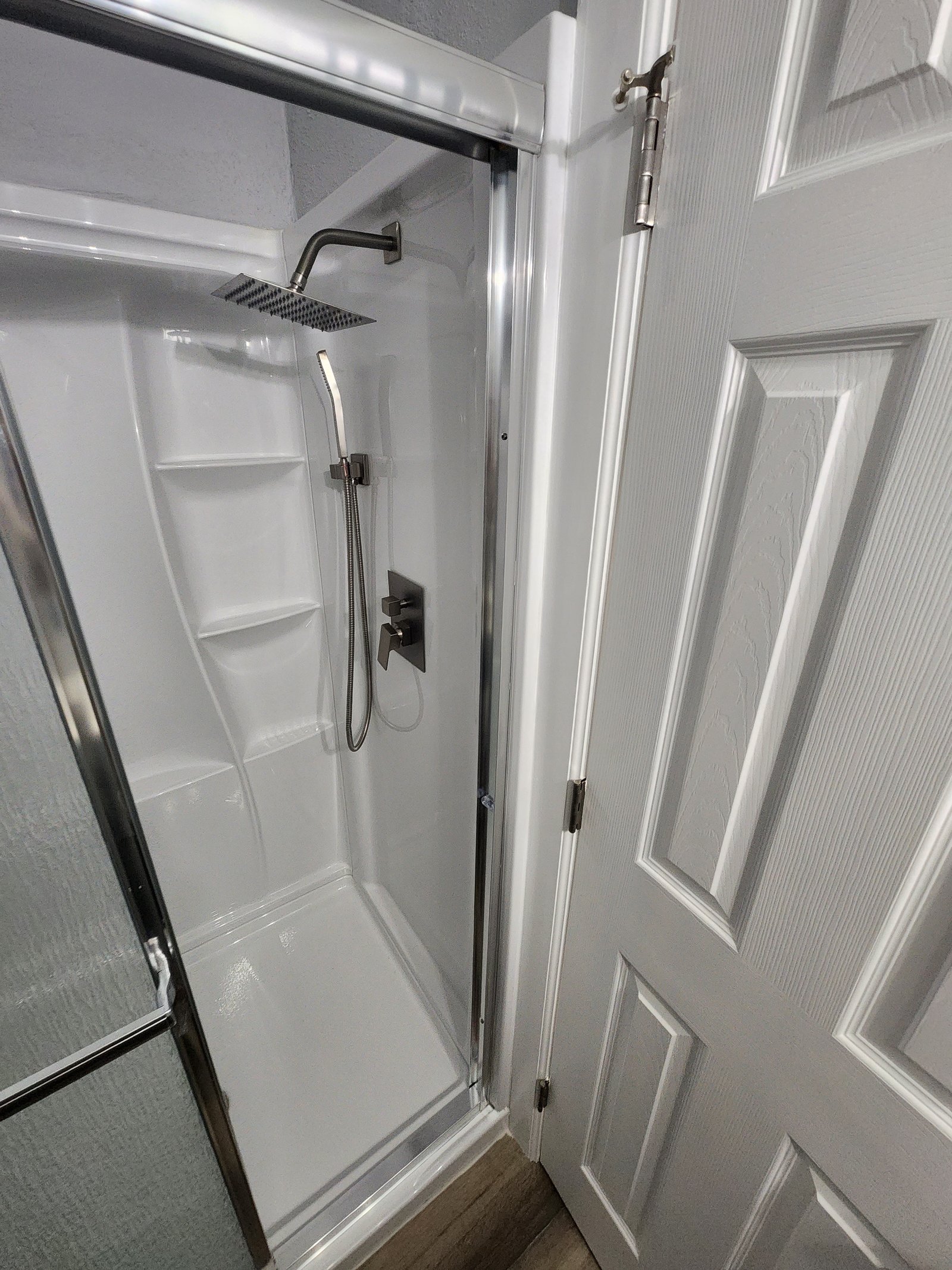 Bathroom remodel project gallery - Project 101 - Image 8