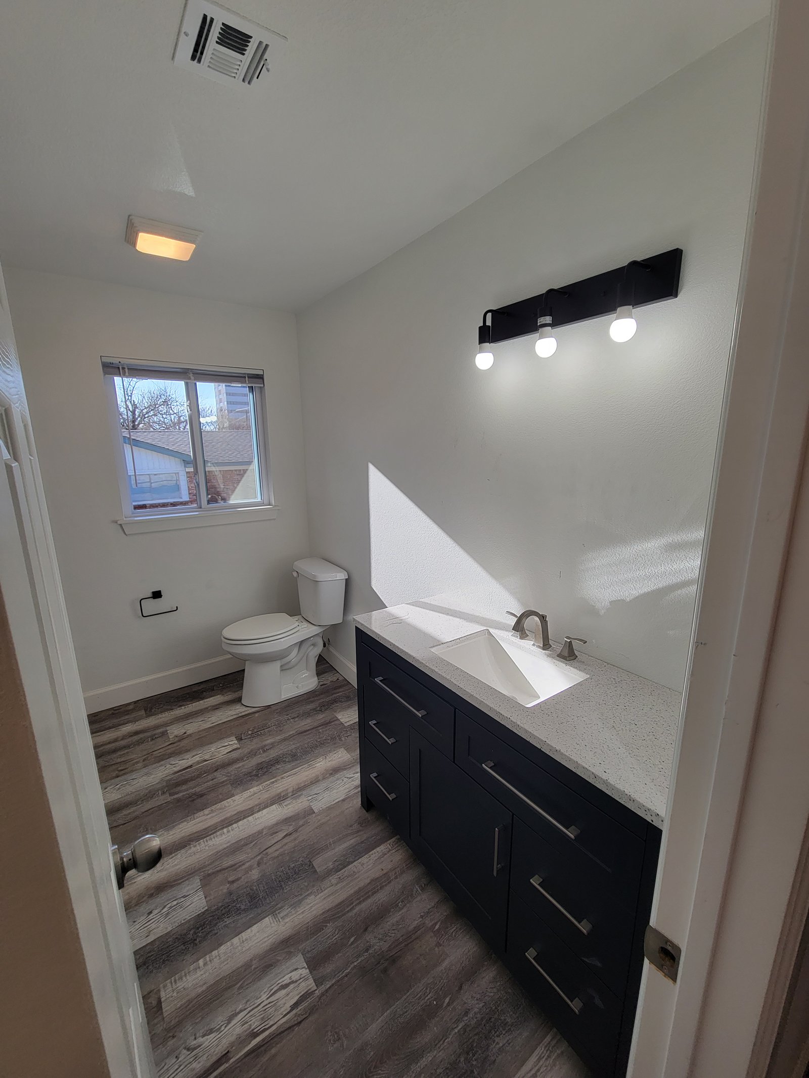 Bathroom remodel project gallery - Project 103 - Image 7