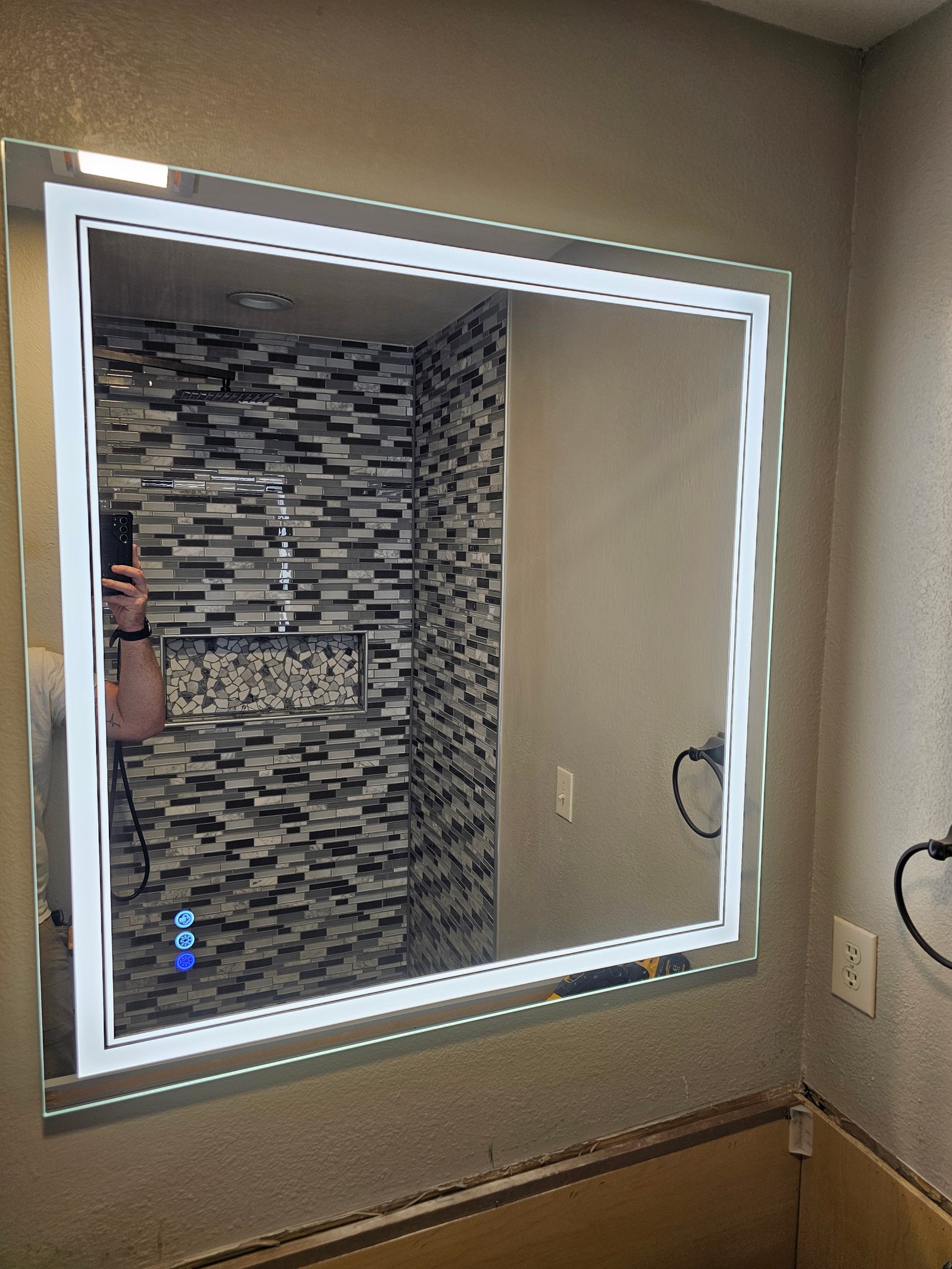 Bathroom remodel project gallery - Project 141 - Image 74