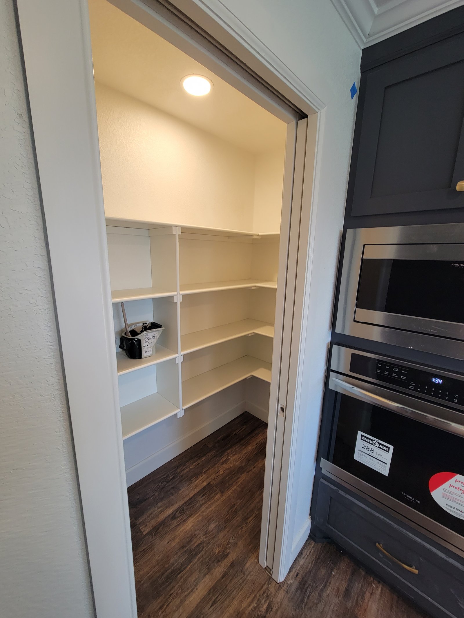 Interior carpentry and trim project gallery - Project 103 - Image 4