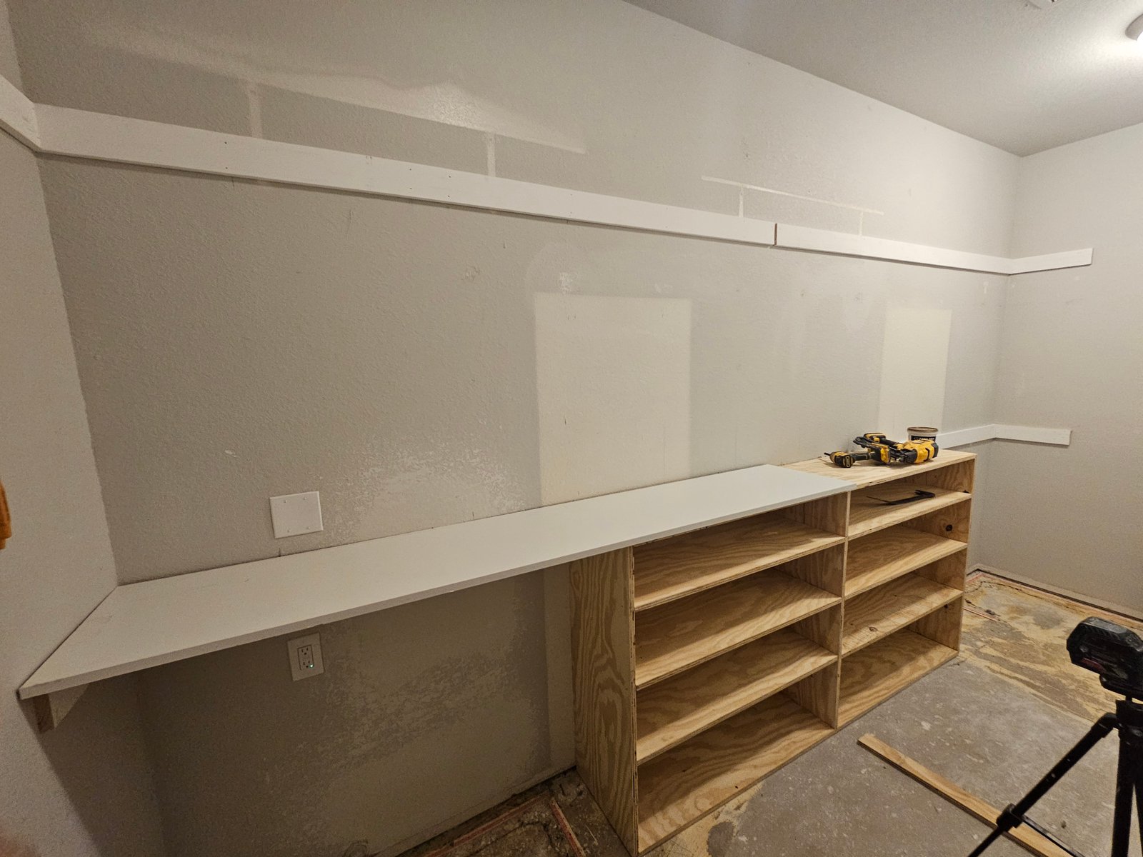 Interior carpentry and trim project gallery - Project 146 - Image 32