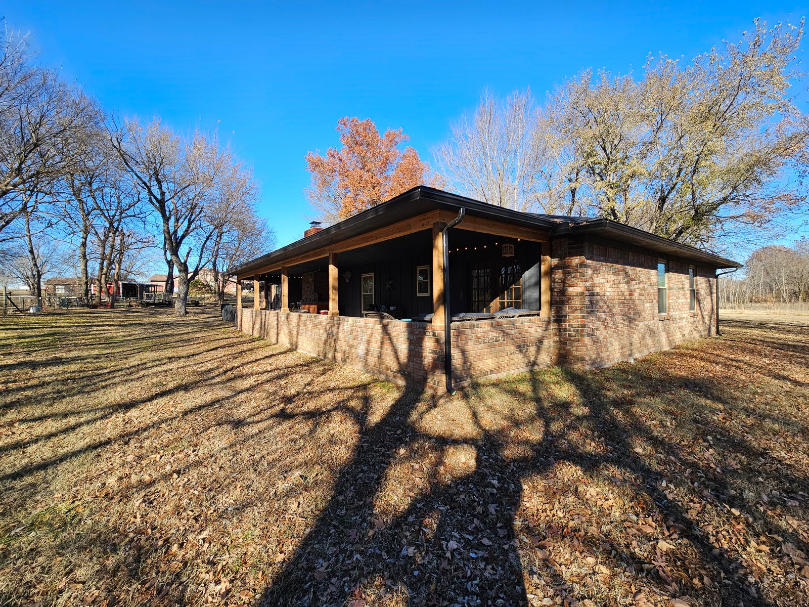 Interior carpentry and trim project gallery - Project 141