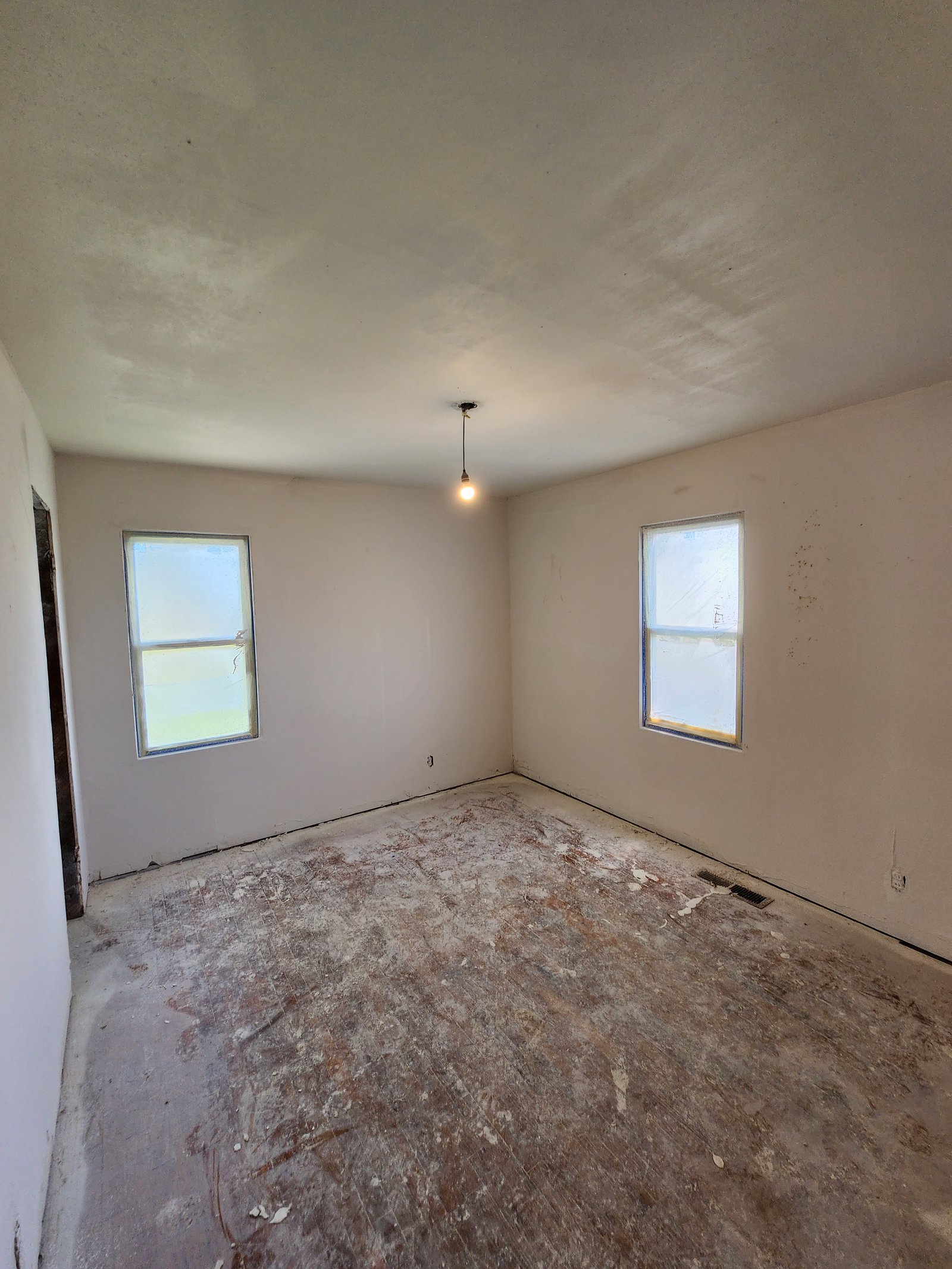 Drywall repair and texture project gallery - Project 101 - Image 7