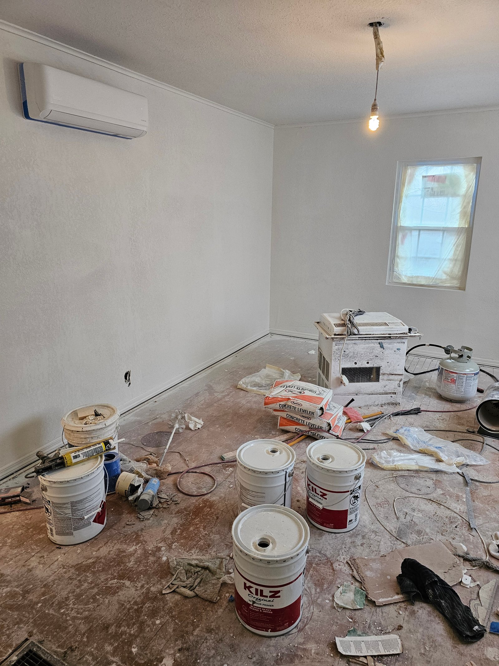 Drywall repair and texture project gallery - Project 102 - Image 1