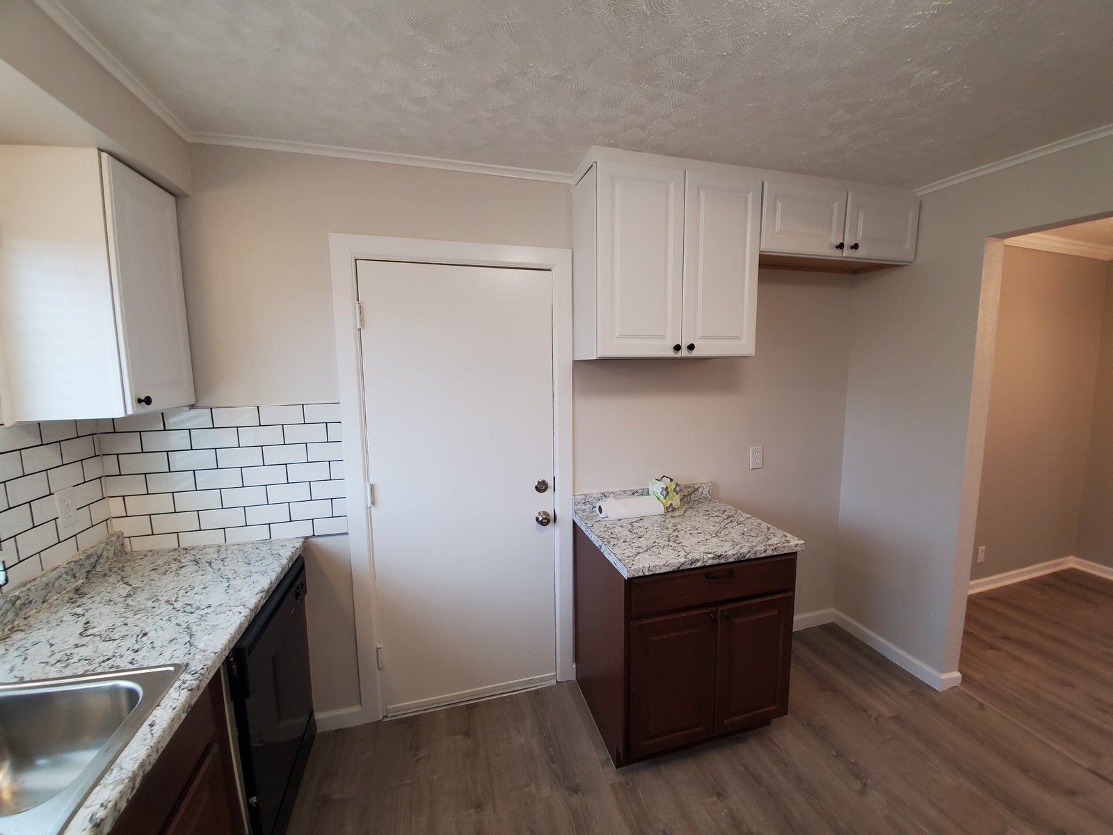 Kitchen update project gallery - Project 104 - Image 6