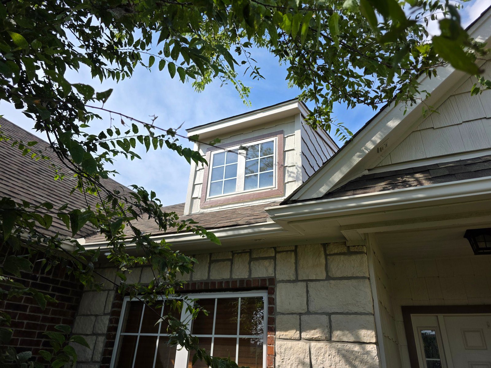 Exterior painting project gallery - Project 136 - Image 47