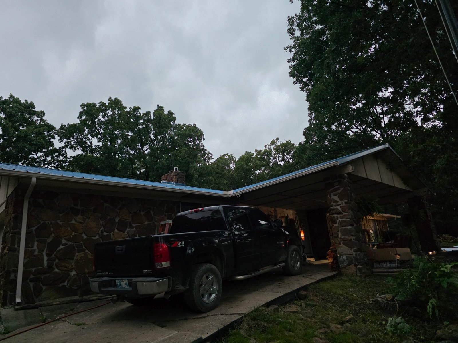 Roof replacement project gallery - Project 105 - Image 10